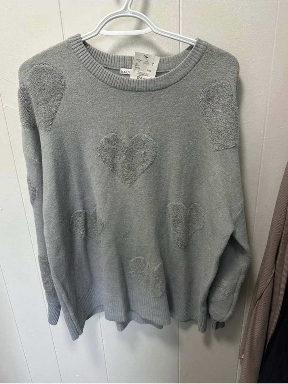 Cozy Heart Patch Crewneck Sweater - Gray